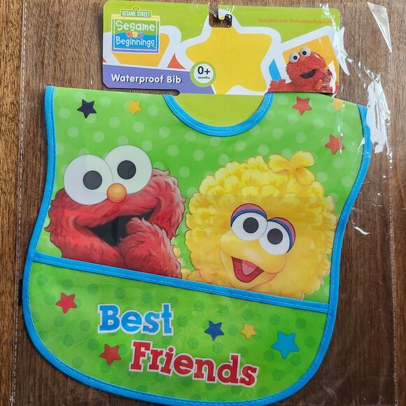ADORABLE Sesame Street Baby Bib ELMO Big Bird Sesame Beginnings Waterproof Bib - Picture 1 of 4